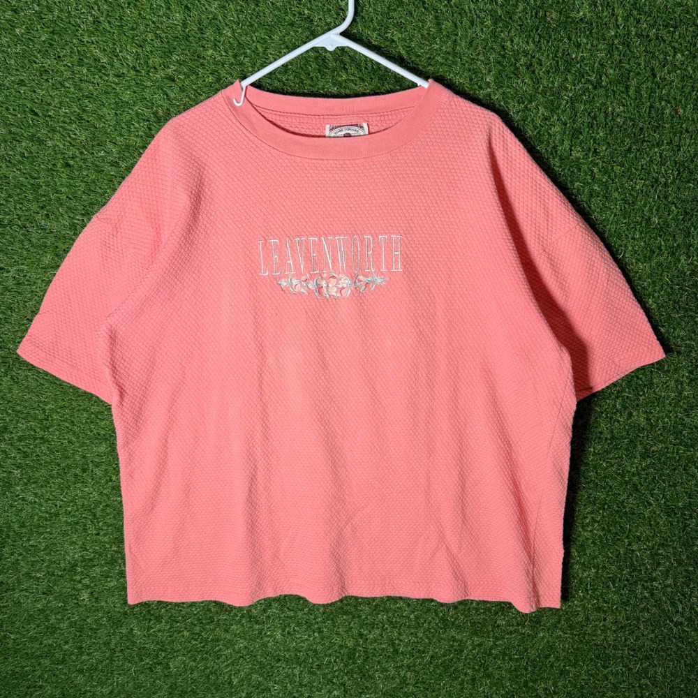 VTG Time Square Sportswear Leavenworth Graphic Quilted‎ Texture Coral XL T-Shirt